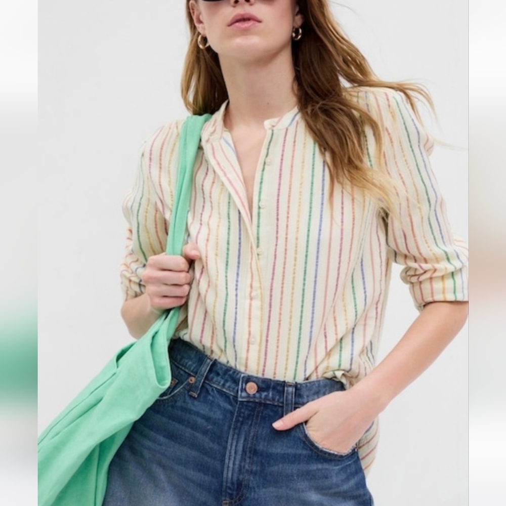 Gap shirt